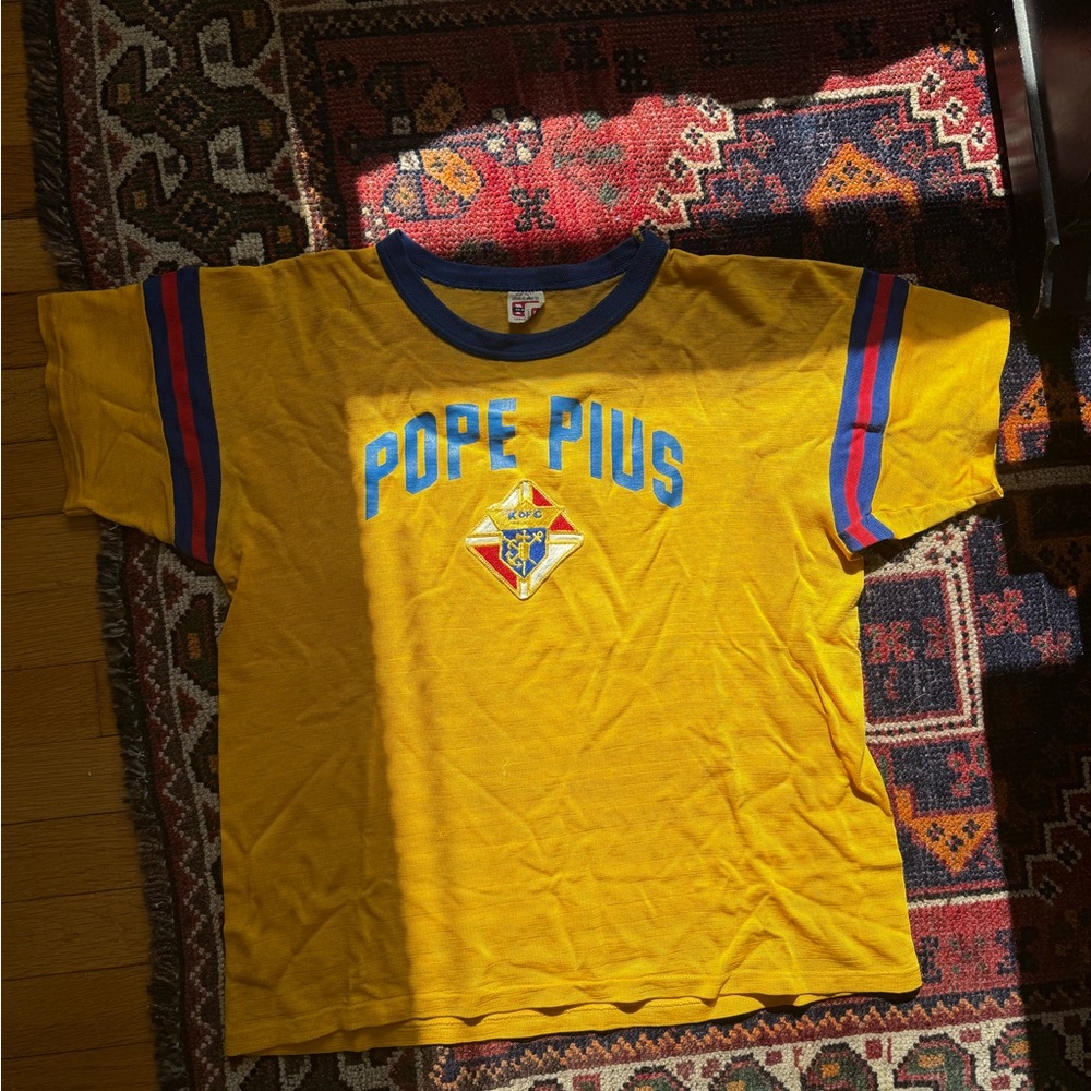 Vintage Mason Pope Pius tee